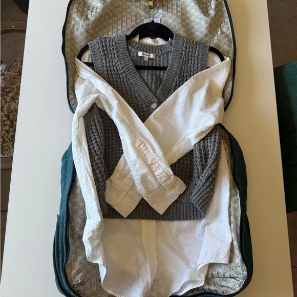 Luxury Bespoke Bernadette Rabbit Tapestry Lined Travel Garment Bag, like new - Picture 11 of 16